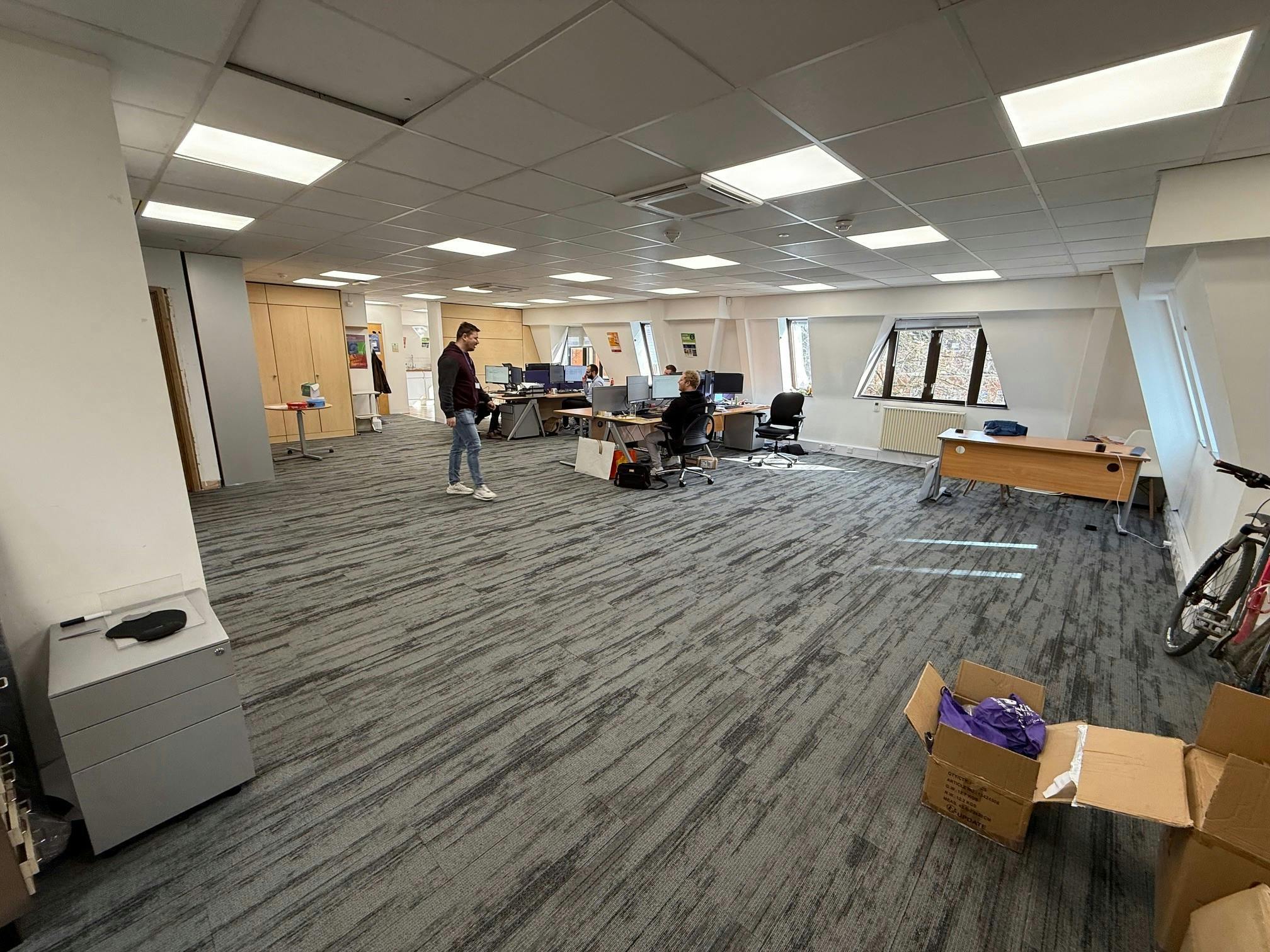 Vaughan Rd, Harpenden for lease Interior Photo- Image 1 of 1