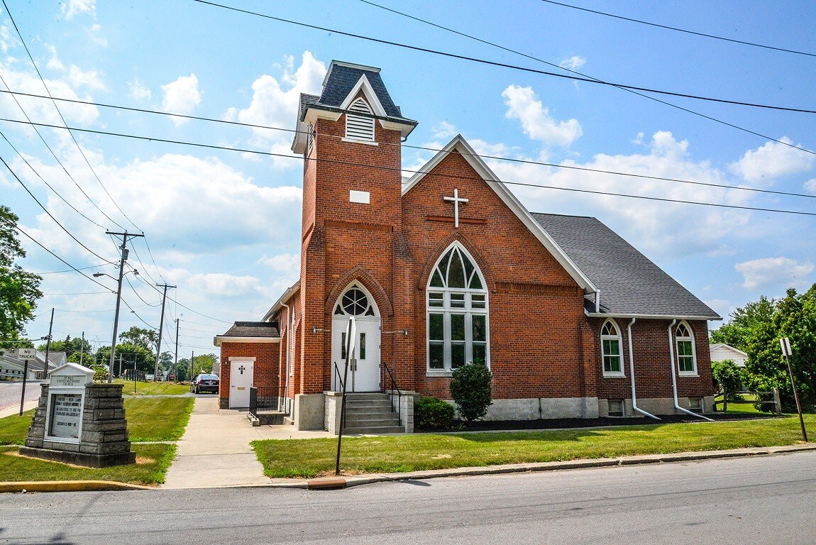 335 S Main St, Delphos, OH 45833