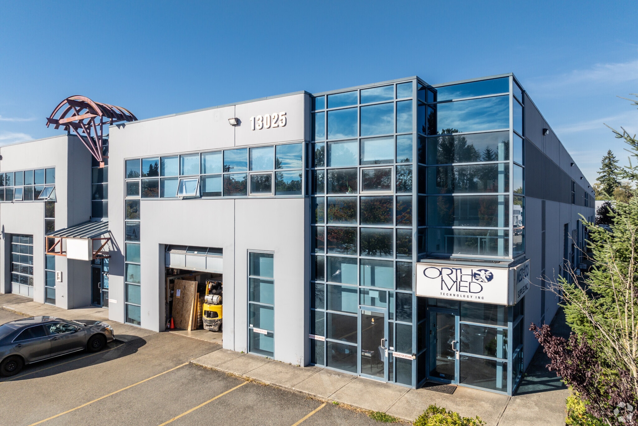 13025 84th Ave, Surrey, BC for sale Primary Photo- Image 1 of 1