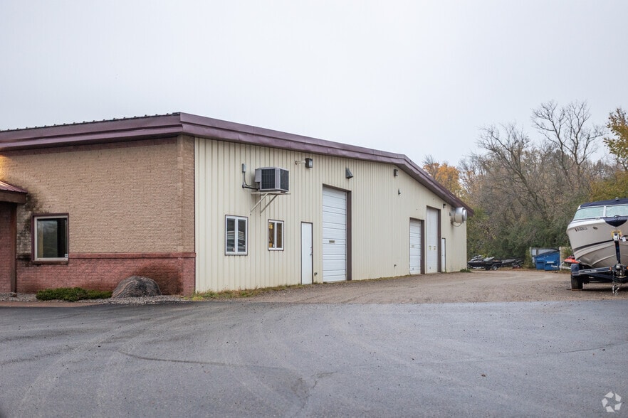 980 Elm St E, Annandale, MN for lease - Building Photo - Image 2 of 2
