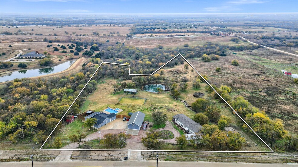 2212 W J Fred Smith Pky, Celina, TX for sale - Primary Photo - Image 1 of 56