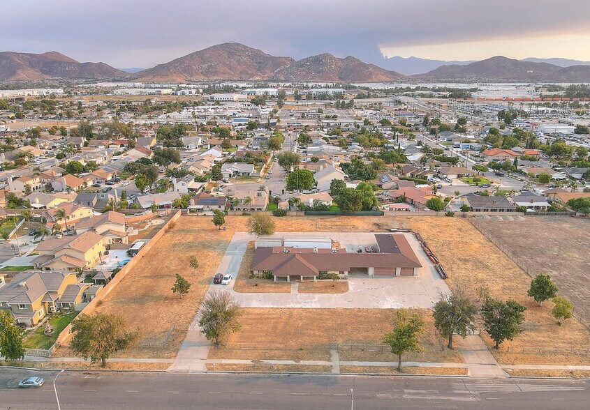 16187 Mallory Dr, Fontana, CA 92335 Excellant InFill Development