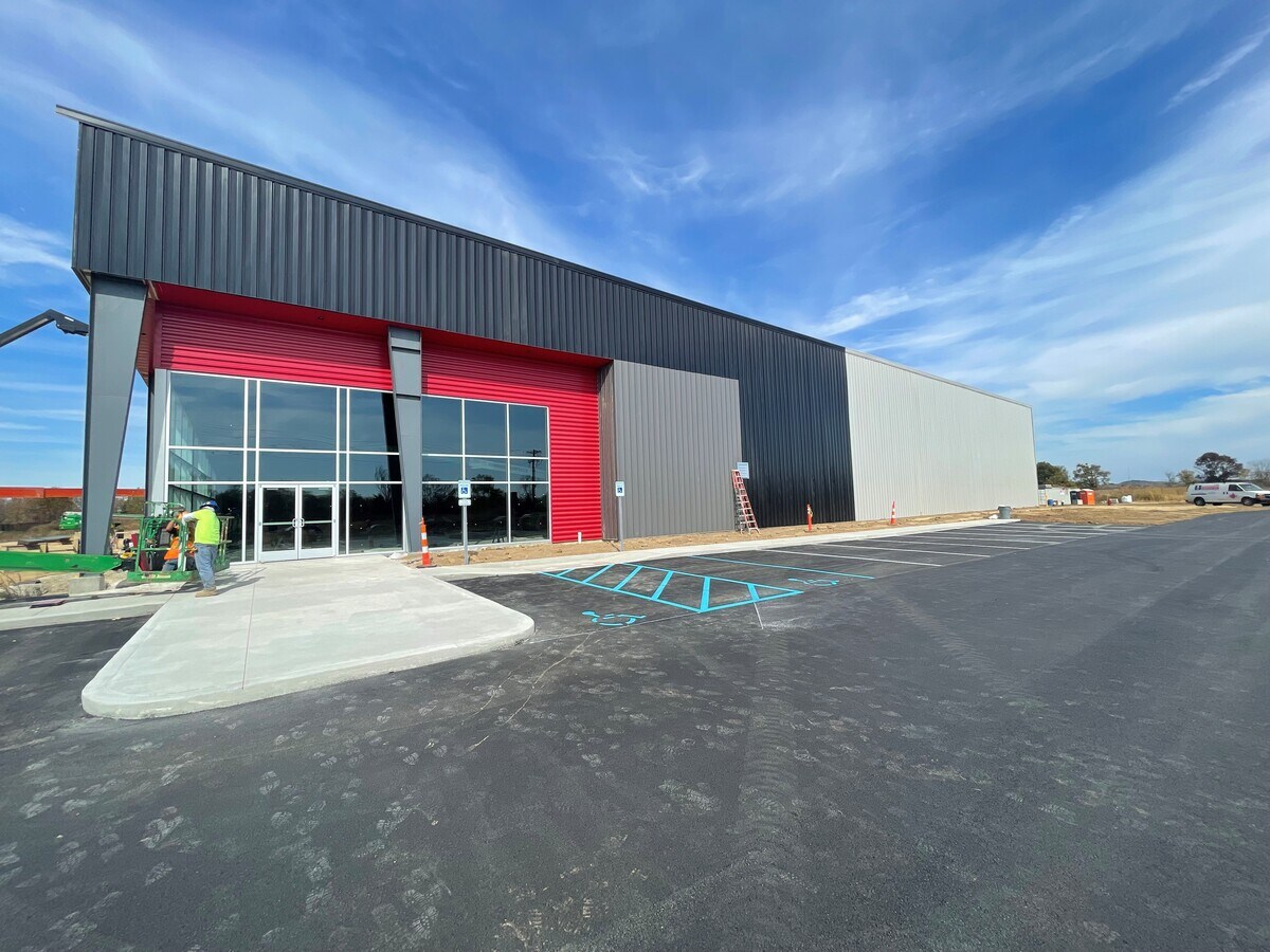 1601 Farristown Industrial Drive, Berea, KY 40403