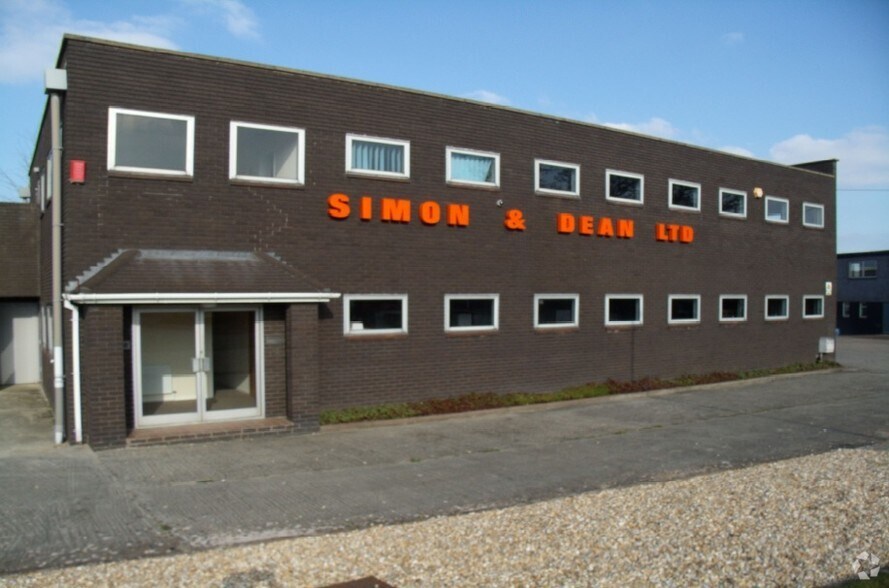 Brickyard Ln, Studley for sale - Primary Photo - Image 1 of 2