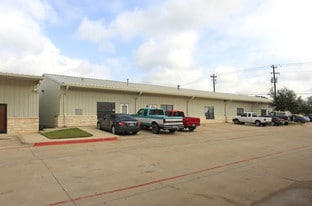 1120 Toro Grande Dr, Leander TX - Warehouse