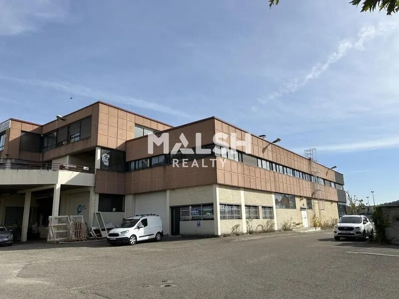 Flex in Brignais for sale - Building Photo - Image 1 of 16