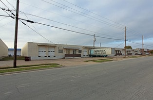 2908-2948 Blystone Ln, Dallas TX - Warehouse