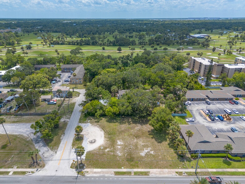 1402 S Ridgewood Ave, Daytona Beach, FL for sale - Building Photo - Image 2 of 16