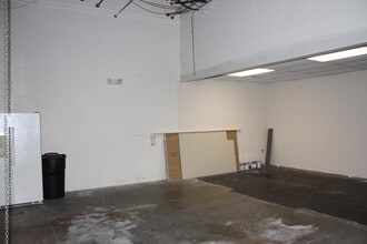 1825 S Orange Blossom Trl, Apopka, FL for lease Building Photo- Image 2 of 6