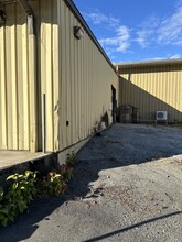 1 Highland Industrial Park Dr, Peekskill, NY for lease Building Photo- Image 2 of 3