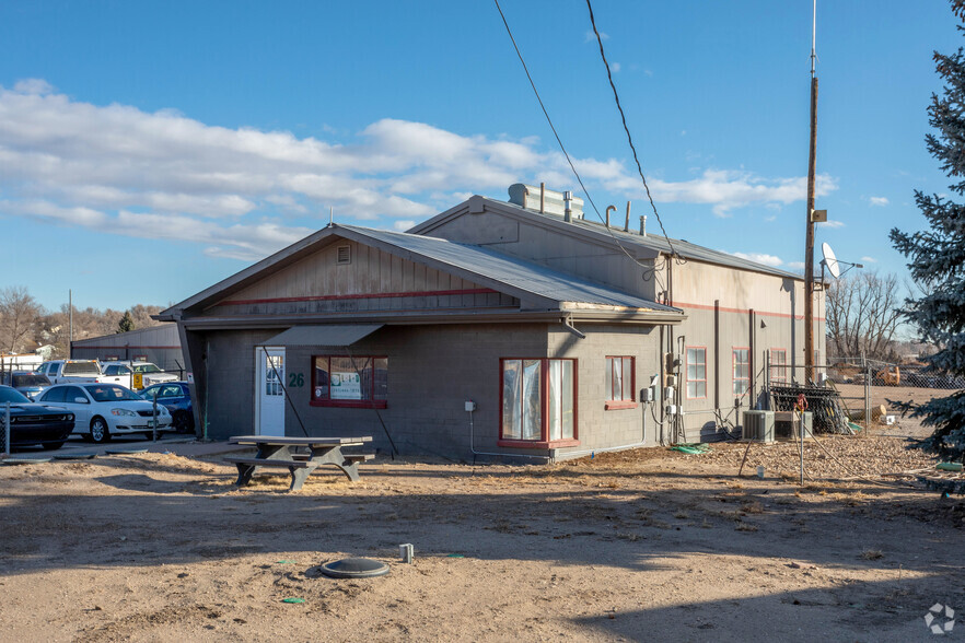 26 S Sunset St, Longmont, CO for lease - Primary Photo - Image 1 of 7