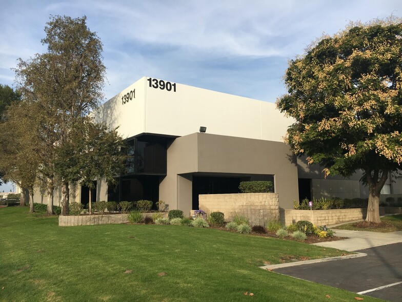 13901-13911 Yorba Ave, Chino, CA for sale - Building Photo - Image 1 of 1