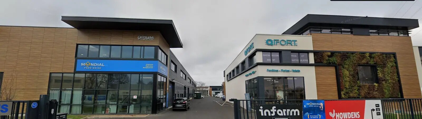 Industrial in Villeneuve-la-Garenne for lease Building Photo- Image 1 of 33