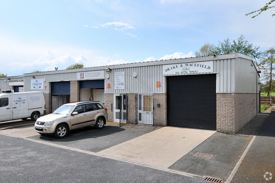 Keighley Rd, Skipton for lease - Building Photo - Image 3 of 7