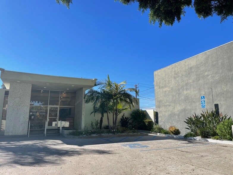 7915 Painter Ave, Whittier, CA for lease - Building Photo - Image 2 of 12