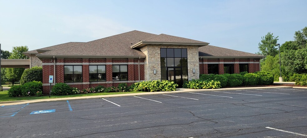 1310-1340 Wisconsin St, Hobart, IN for sale - Building Photo - Image 1 of 1