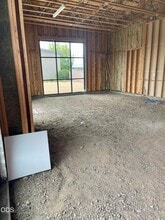 2984 S 6th St, Klamath Falls, OR for lease Interior Photo- Image 2 of 6