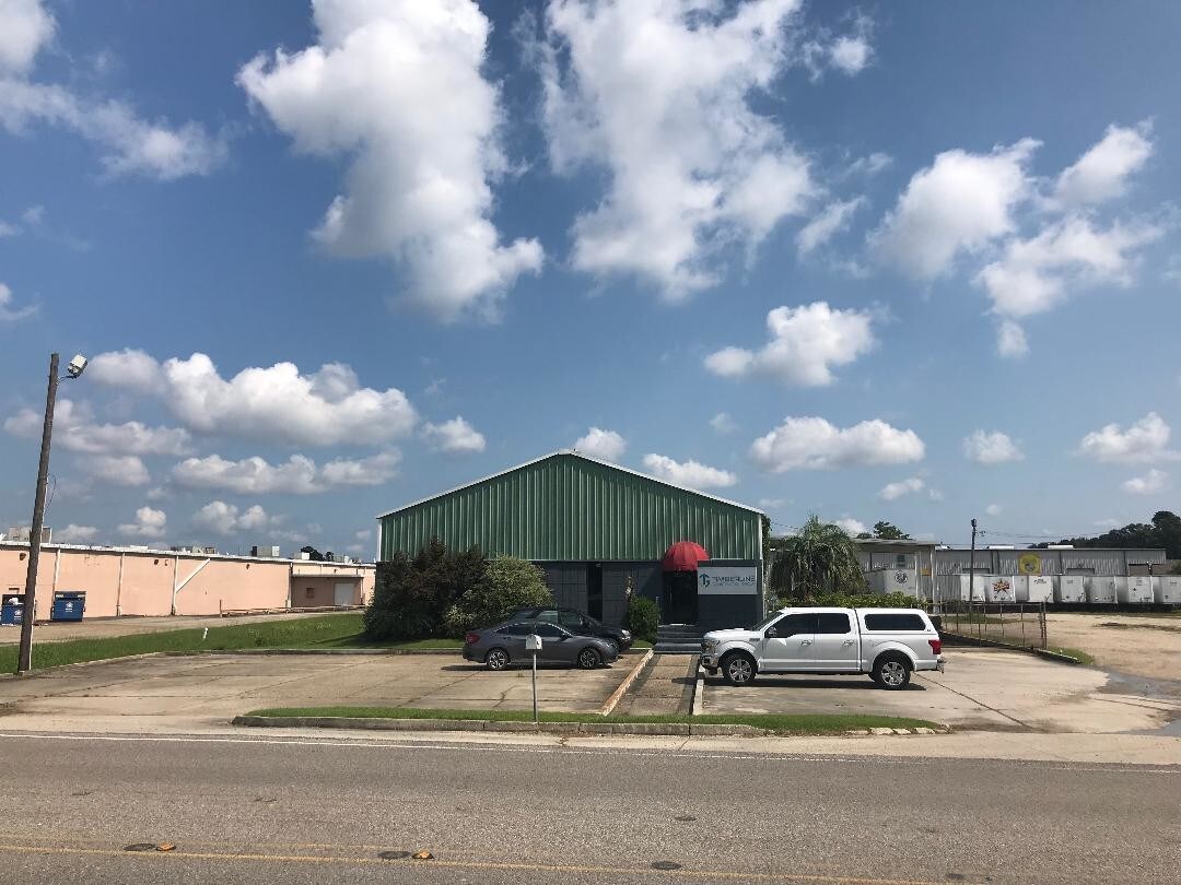 8145 Rushing Rd E, Denham Springs, LA 70726