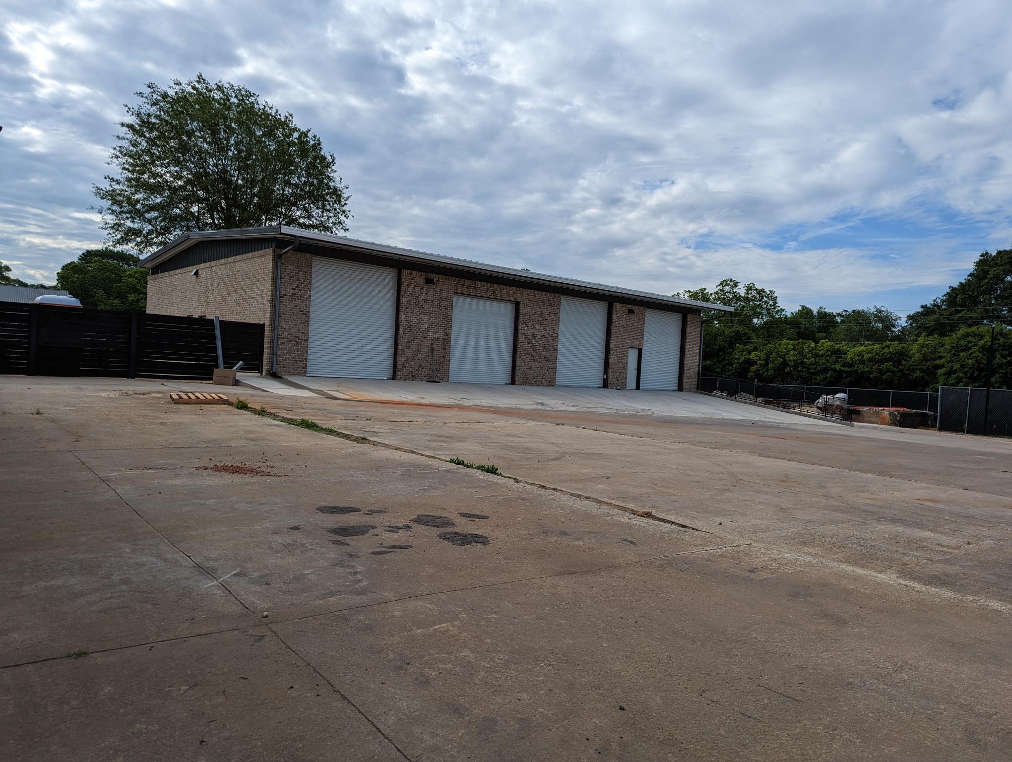 2545 N Broad St, Commerce, GA 30529