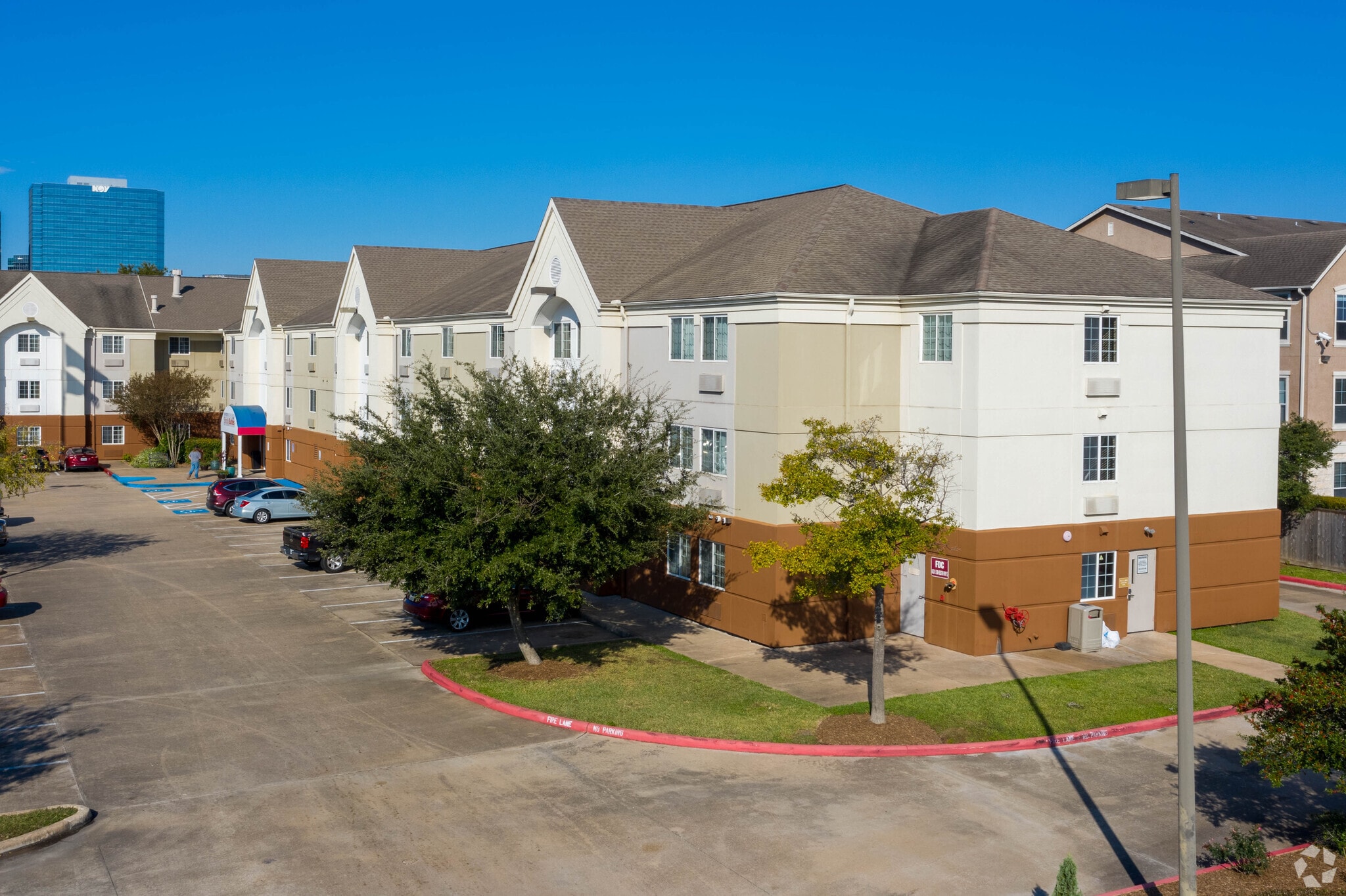 4033 W Sam Houston Pky S, Houston, TX for sale Primary Photo- Image 1 of 1