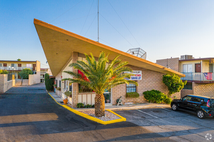 1009 Nevada Way, Boulder City, NV for sale - Primary Photo - Image 1 of 1