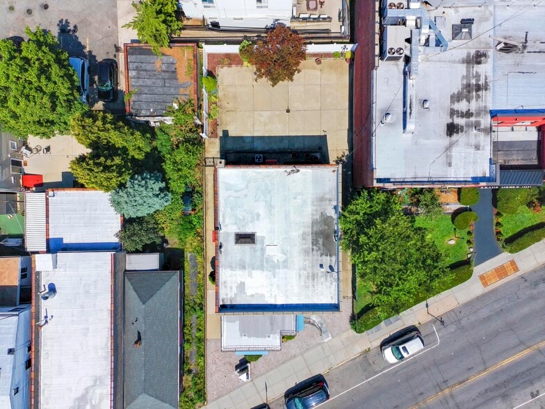 72-41 Grand Ave, Flushing, NY for lease - Building Photo - Image 3 of 52