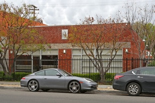 1463 N Van Ness Ave, Fresno CA - Loft