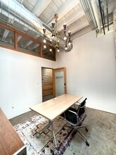 1101 E 6th St, Austin, TX for lease Interior Photo- Image 2 of 4