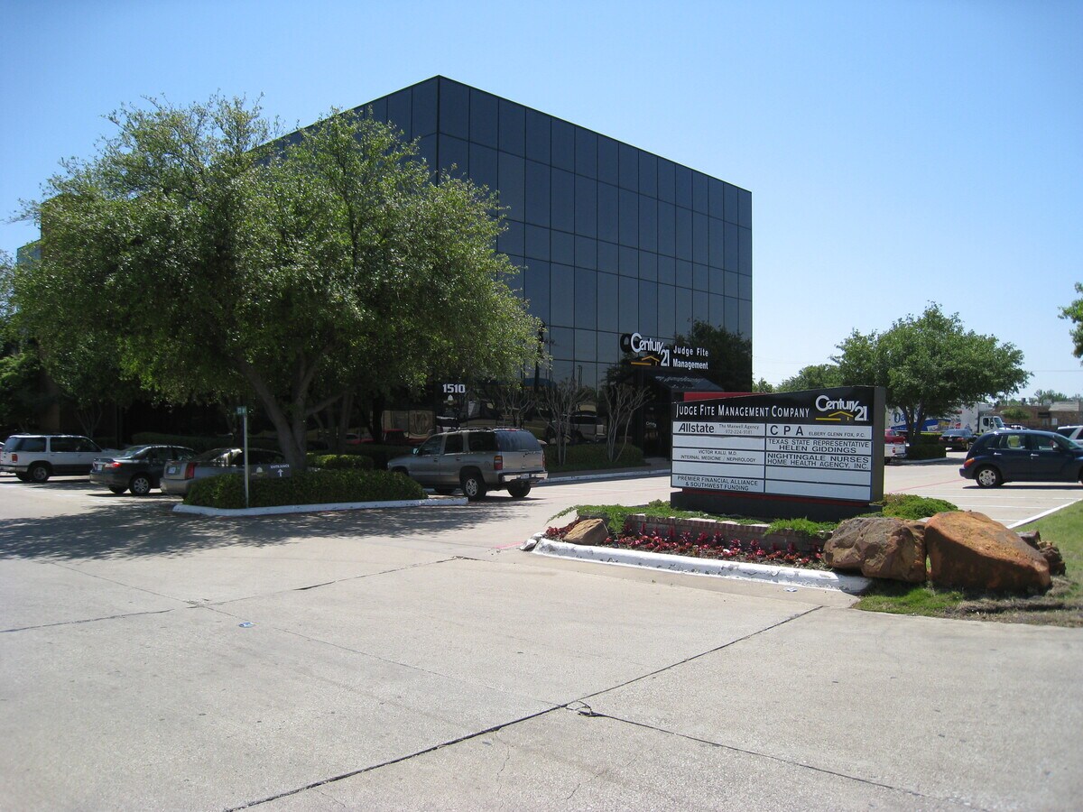 1510 N Hampton Rd, DeSoto, TX, 75115 Office Space For Lease