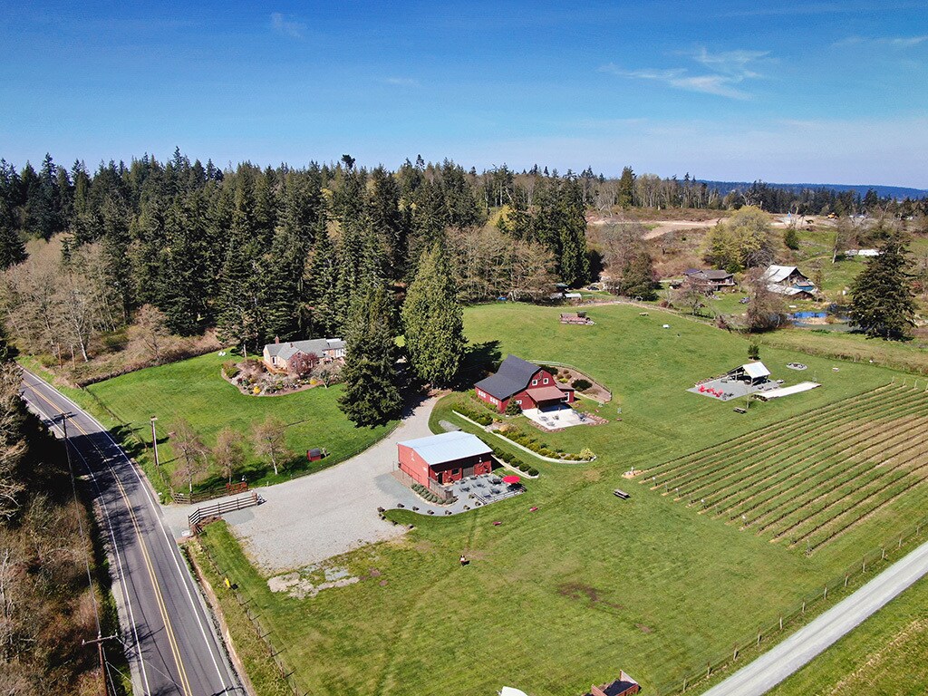 1953 Newman Rd, Freeland, WA 98249