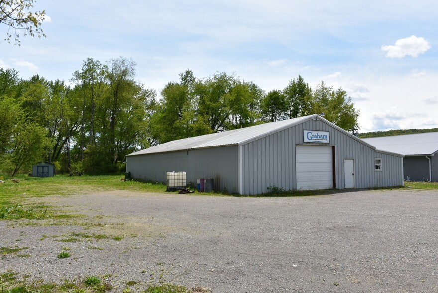 237 S Franklin St, Cochranton, PA 16314