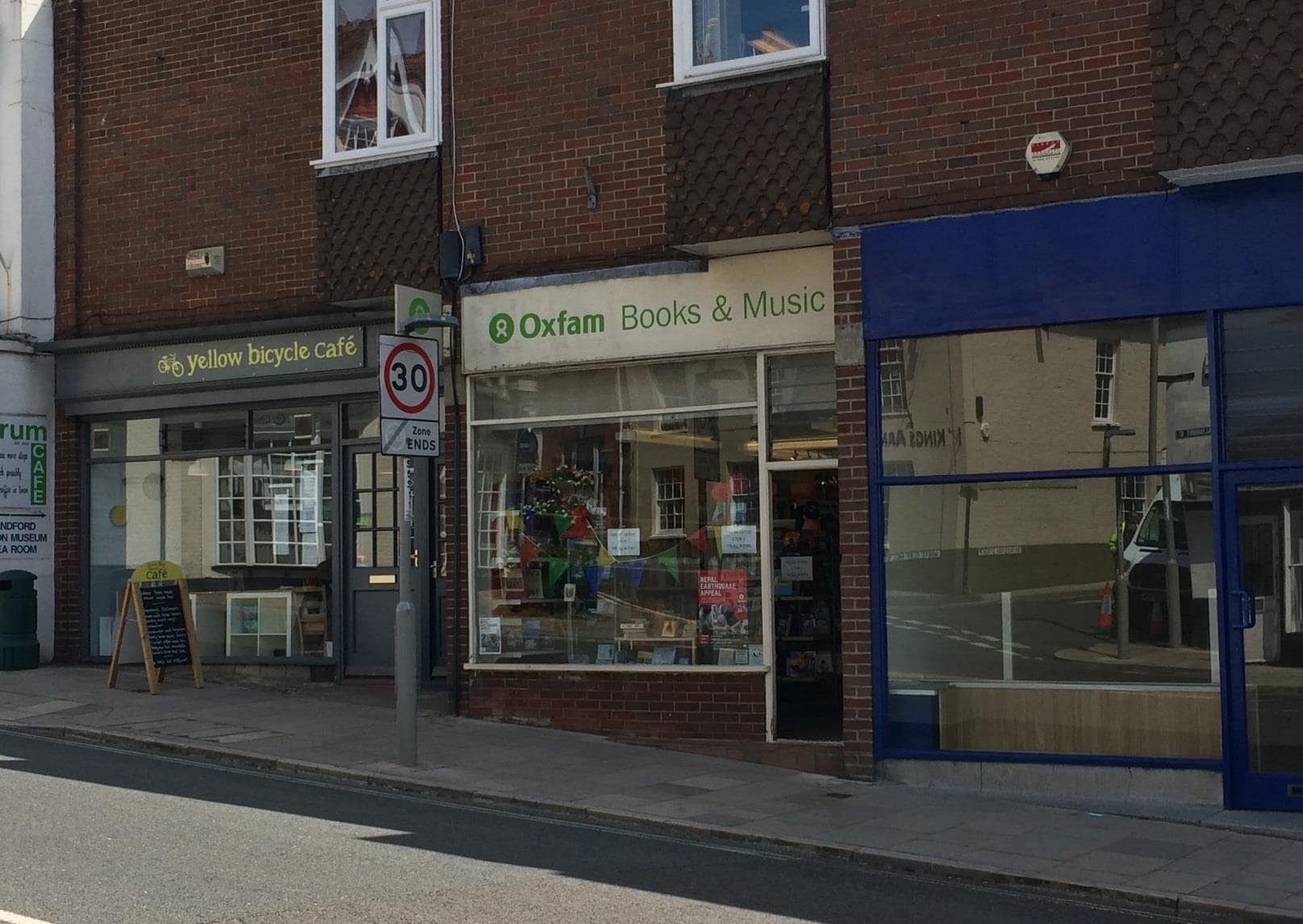 30 Salisbury St, Blandford Forum for sale Primary Photo- Image 1 of 1