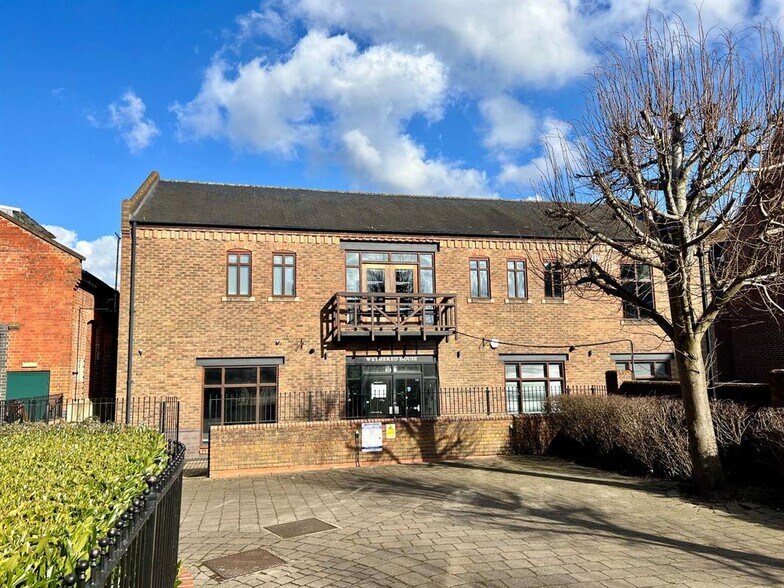 Pound Ln, Marlow for lease - Building Photo - Image 1 of 1