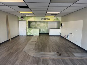 503-559 S Reynolds Rd, Toledo, OH for lease Interior Photo- Image 2 of 3