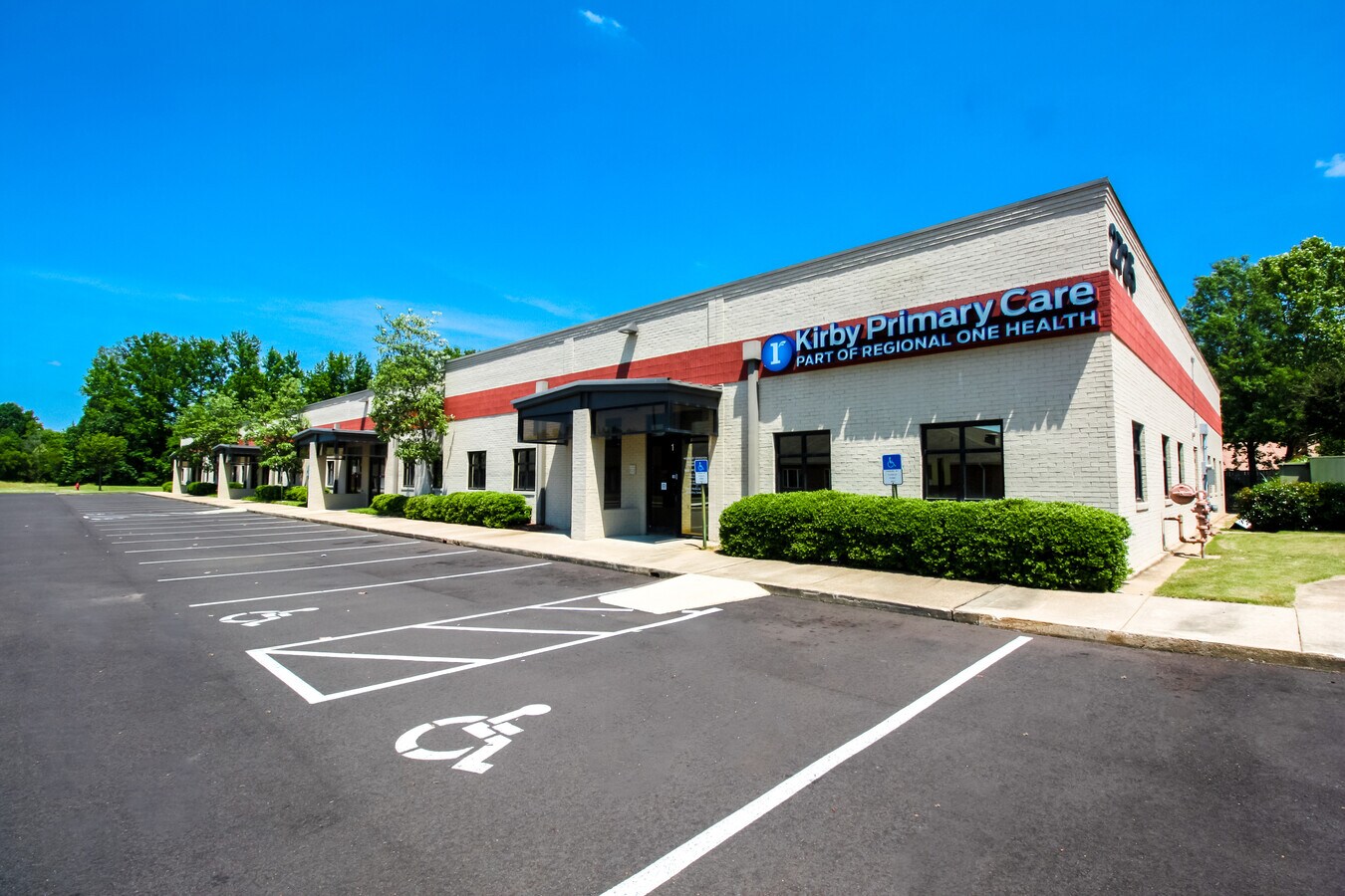 2725 Kirby Rd, Memphis, TN 38119 Office/Medical for Lease