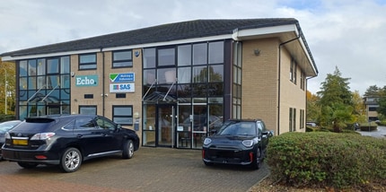 43-44 Commerce Rd, Peterborough for lease Building Photo- Image 1 of 4