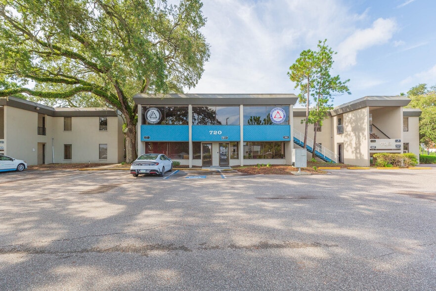 718-720 W Dr Martin Luther King Jr Blvd, Tampa, FL for sale - Building Photo - Image 1 of 10