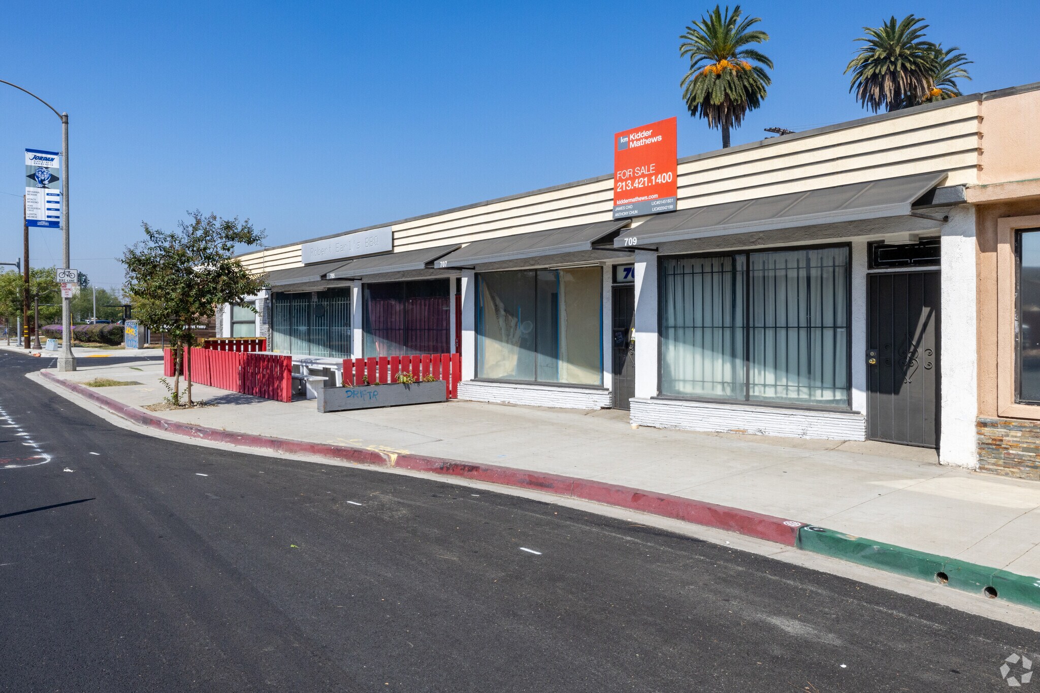 701-709 E Artesia Blvd, Long Beach, CA for lease Primary Photo- Image 1 of 10