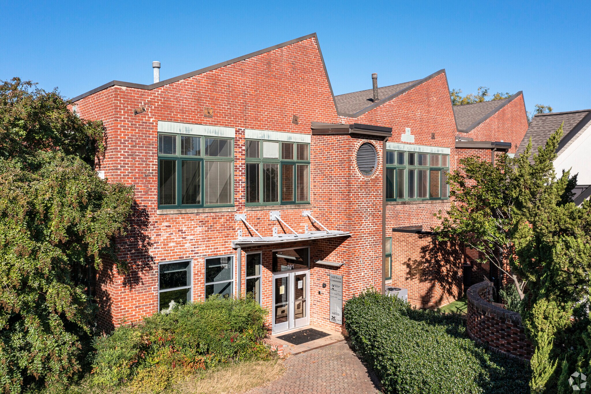 701 Kenmore Ave, Fredericksburg, VA for sale Primary Photo- Image 1 of 13