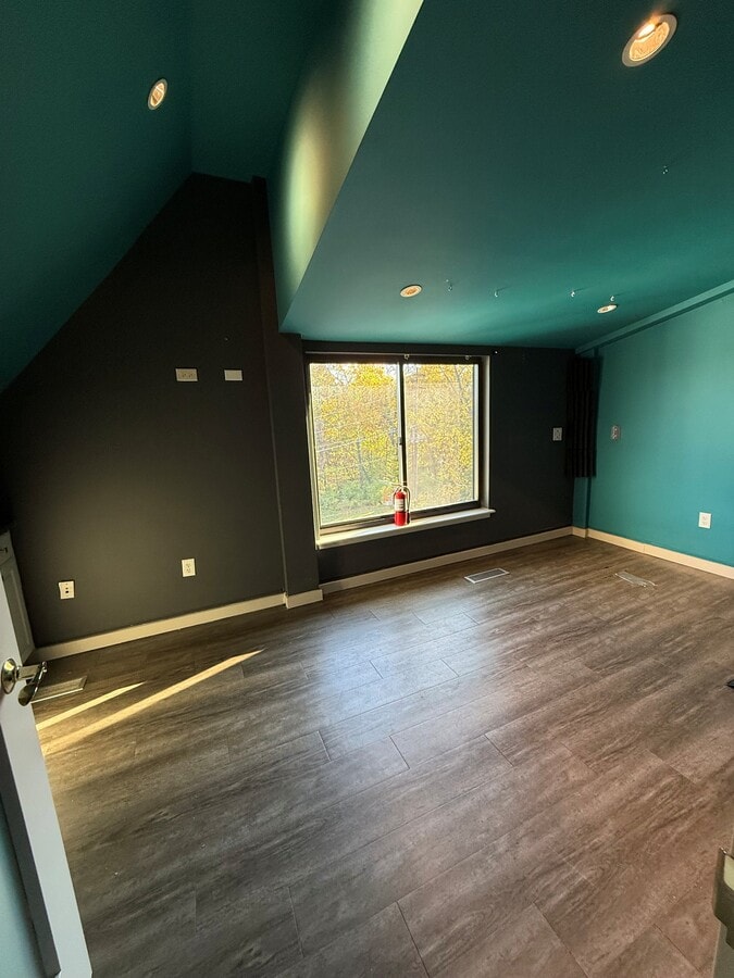 4400 MacArthur Blvd NW, Washington, DC 20007 - Unit 305 - - Interior Photo - Image 2 of 8