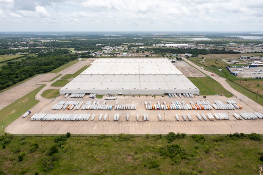 2200 S Business 45, Corsicana, TX for lease - Building Photo - Image 3 of 10