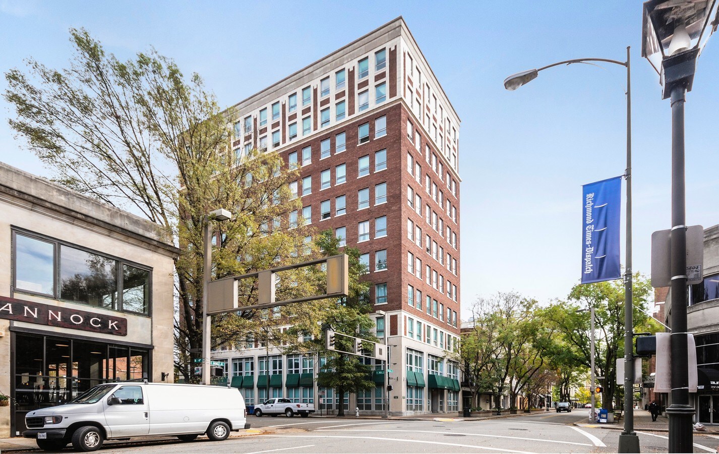 400 E Grace St, Richmond, VA 23219