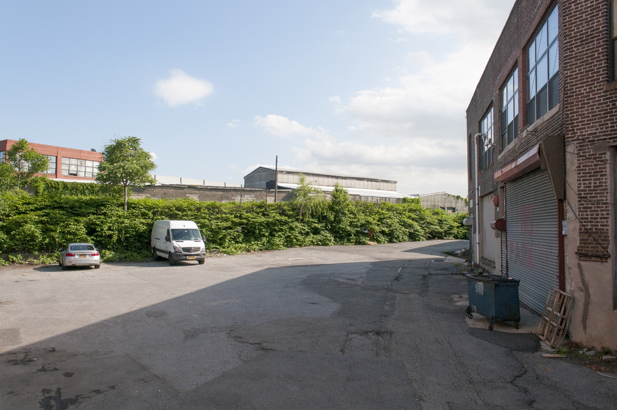 51-18 Grand Ave, Maspeth, NY for lease - Other - Image 3 of 10