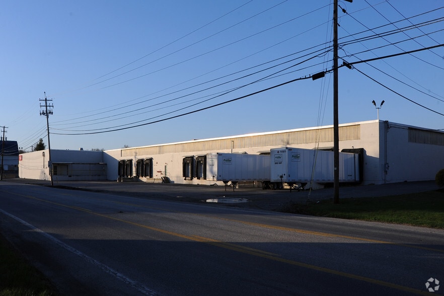 470 St. Johns Church Rd, Camp Hill, PA for lease - Building Photo - Image 2 of 7