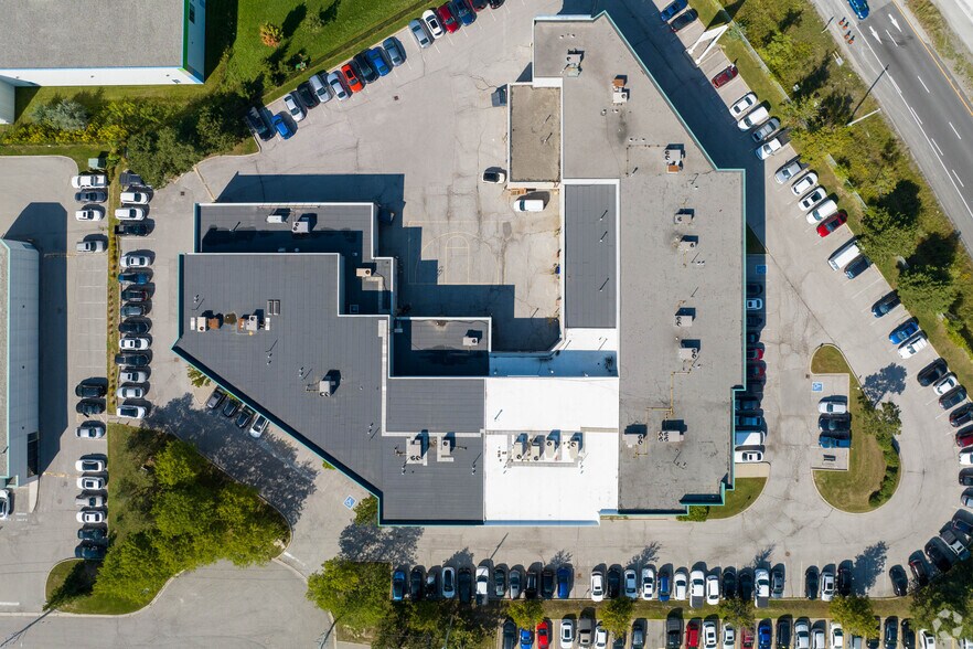 1815 Ironstone Mnr, Pickering, ON for lease - Aerial - Image 2 of 5