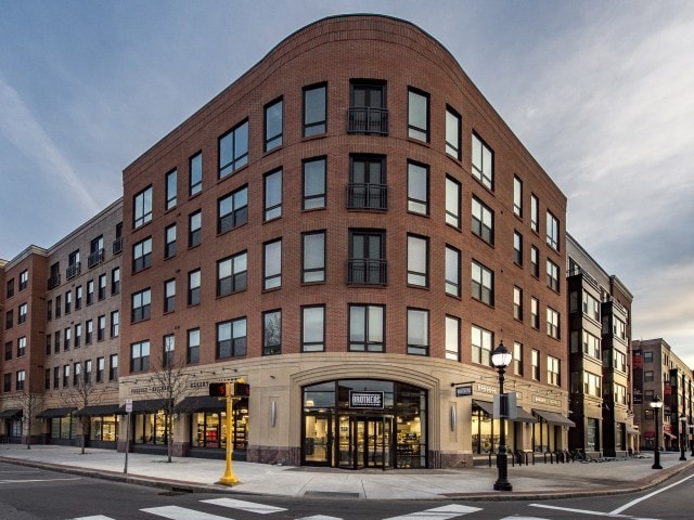 45 Moody St, Waltham, MA for lease - Building Photo - Image 1 of 6