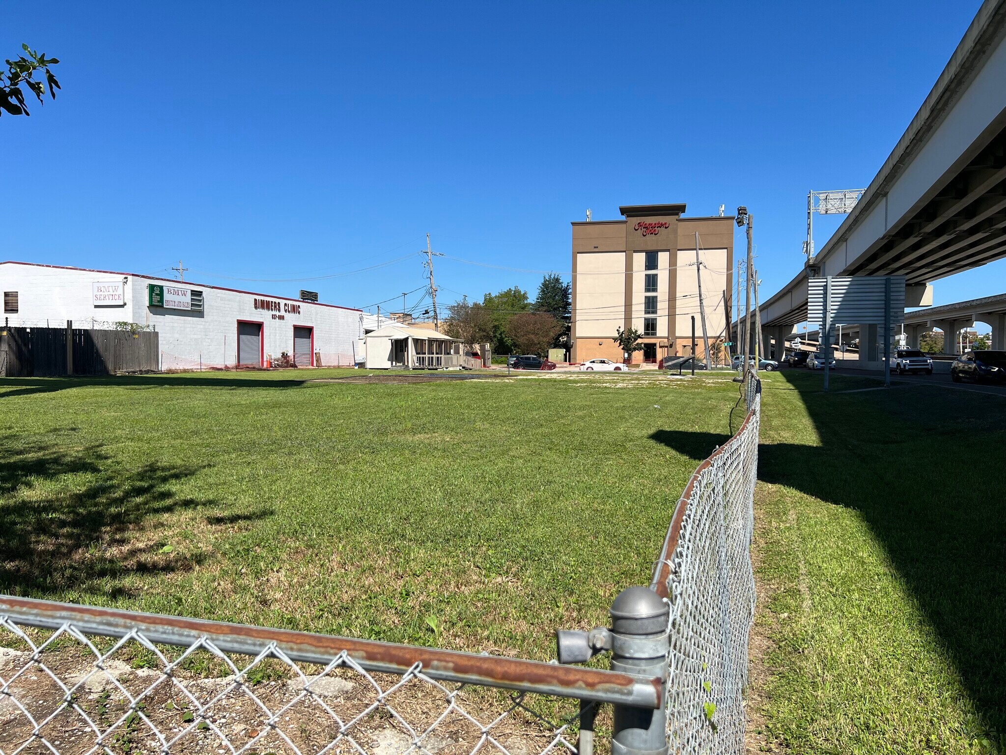 2700 N Causeway Blvd, Metairie, LA for lease Building Photo- Image 1 of 5
