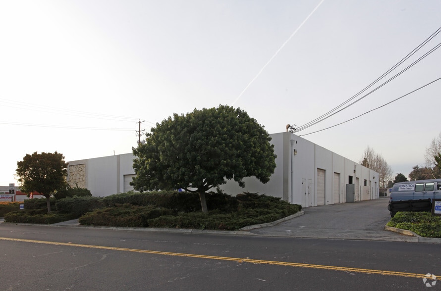 3000-3016 Lawrence Expy, Santa Clara, CA for lease - Building Photo - Image 3 of 4