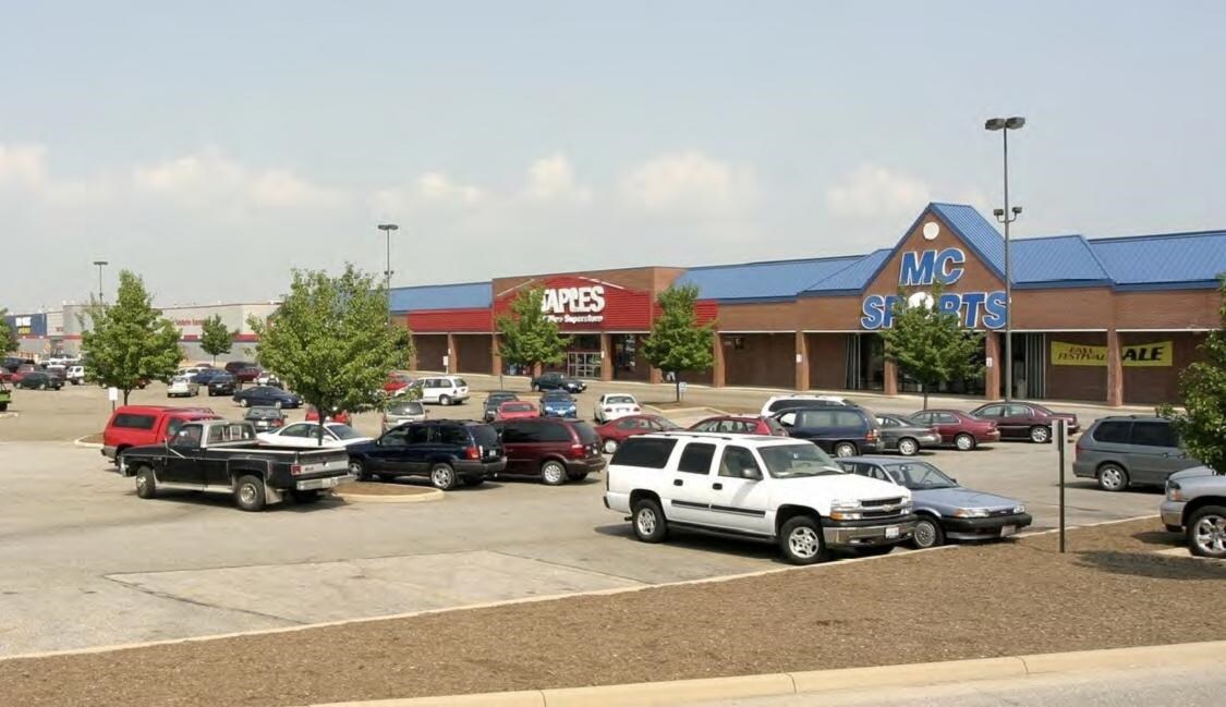 37213793 Burbank Rd, Wooster, OH 44691 Wayne Towne Plaza