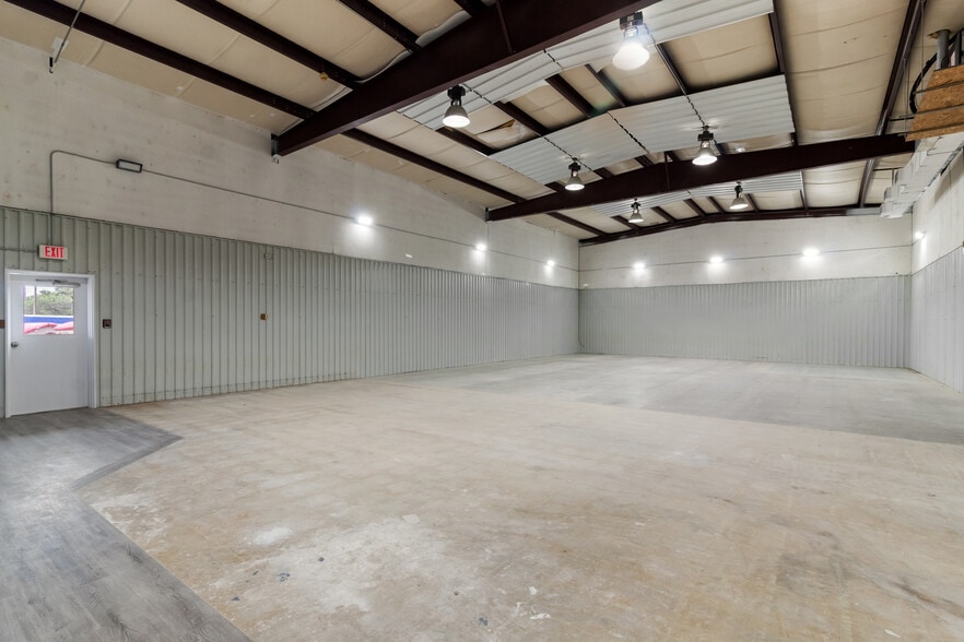 4232 Boonville Rd, Bryan, TX for lease - Building Photo - Image 3 of 13